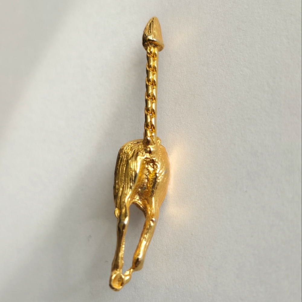Vintage donkey butt pin gold tone metal mule brooch lapel horses arse